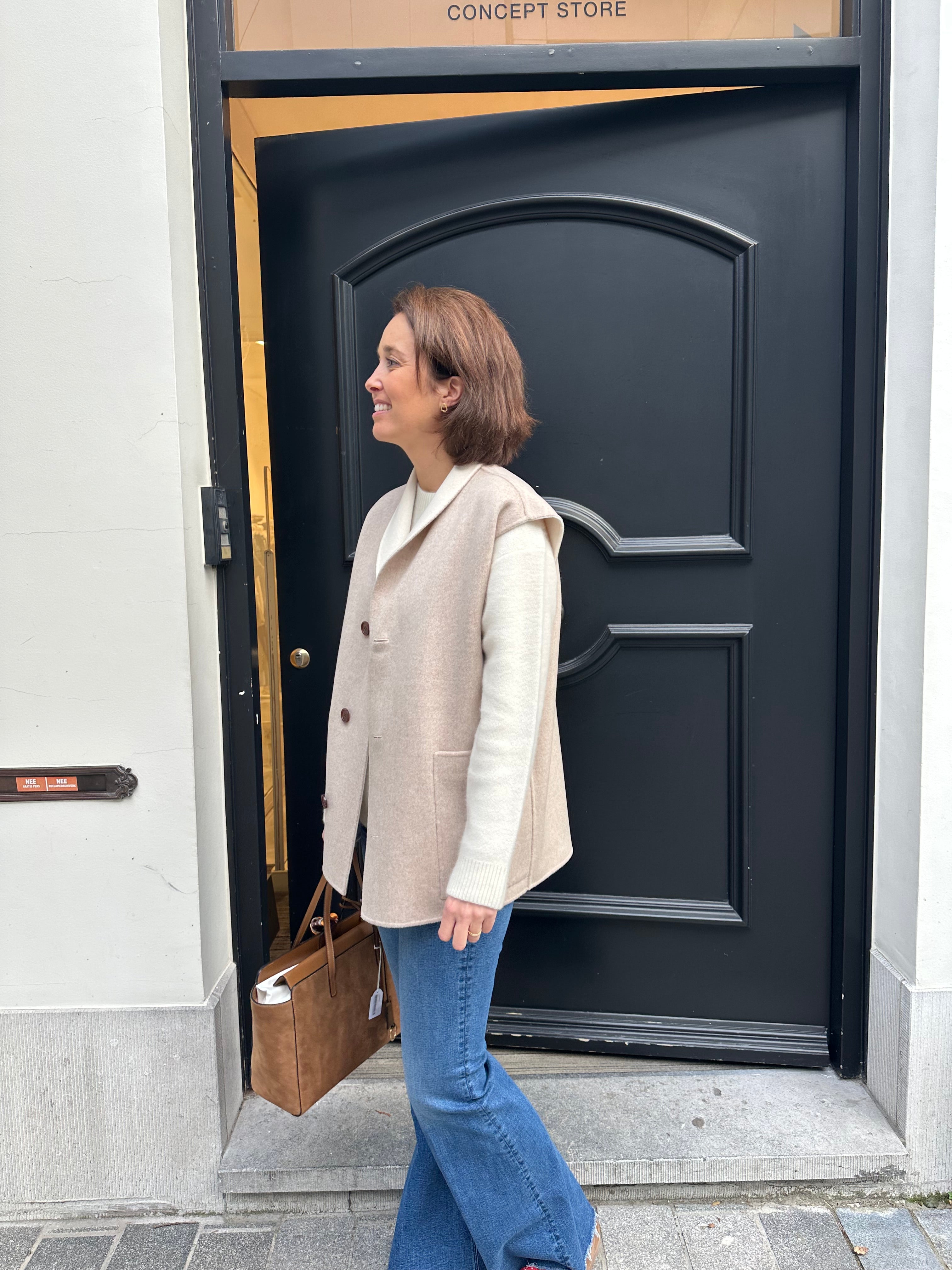 Mantel Alicia Audrey Lea