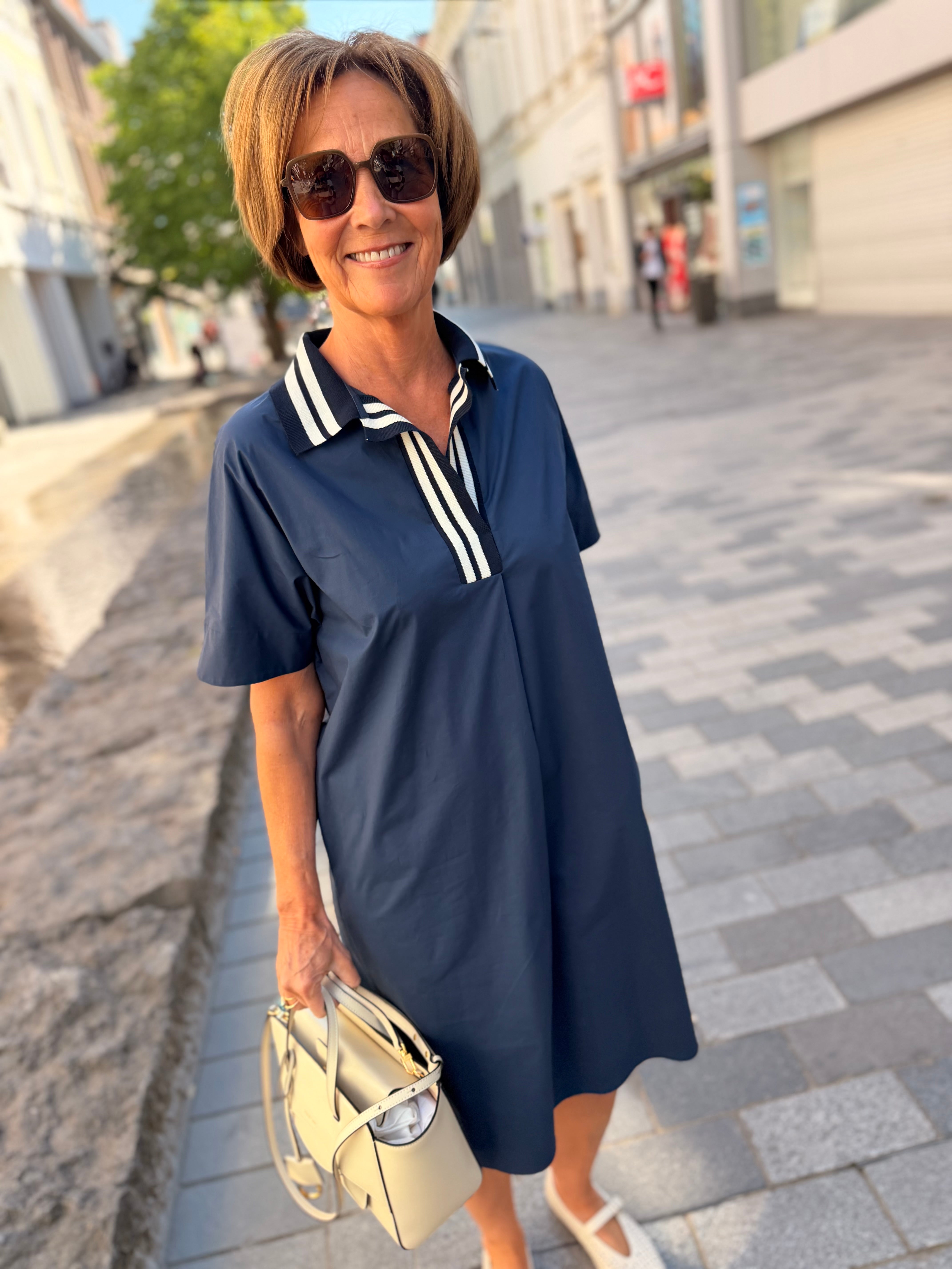 Kleed Antonelli Lola