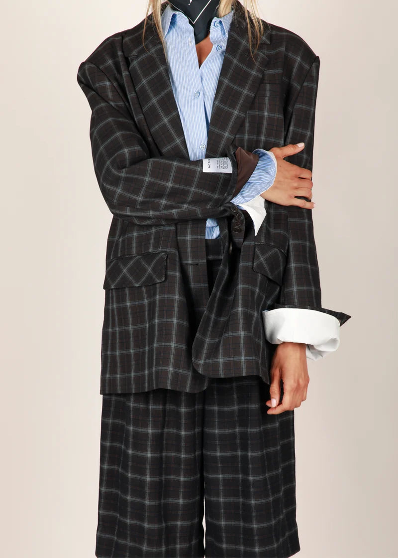 Blazer Noted Carli