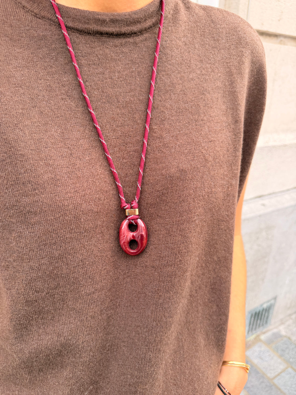 Halketting Nilu Bordeaux Bordeaux