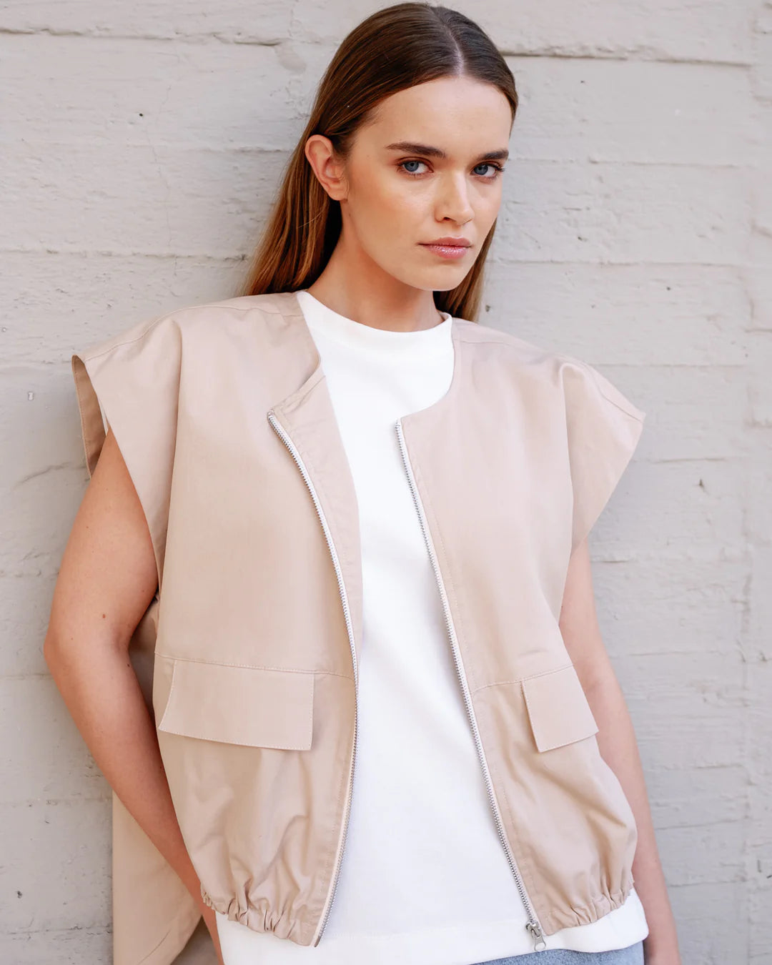 Vest March23 Eclipse