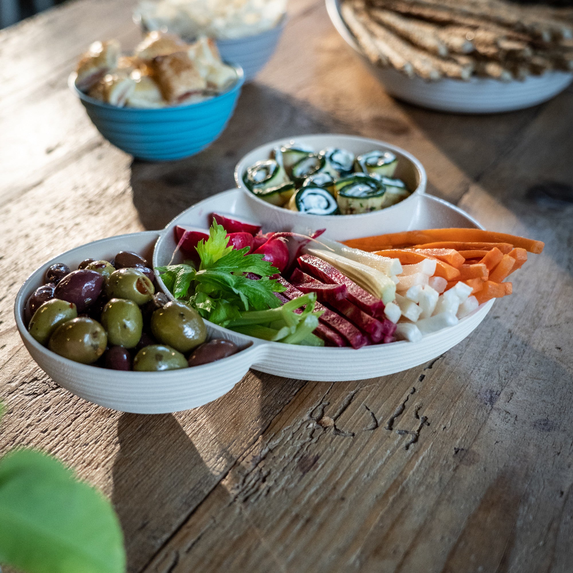 <transcy>Bowl Tierra Guzzini Hors d'ouvres Trio Dish</transcy>