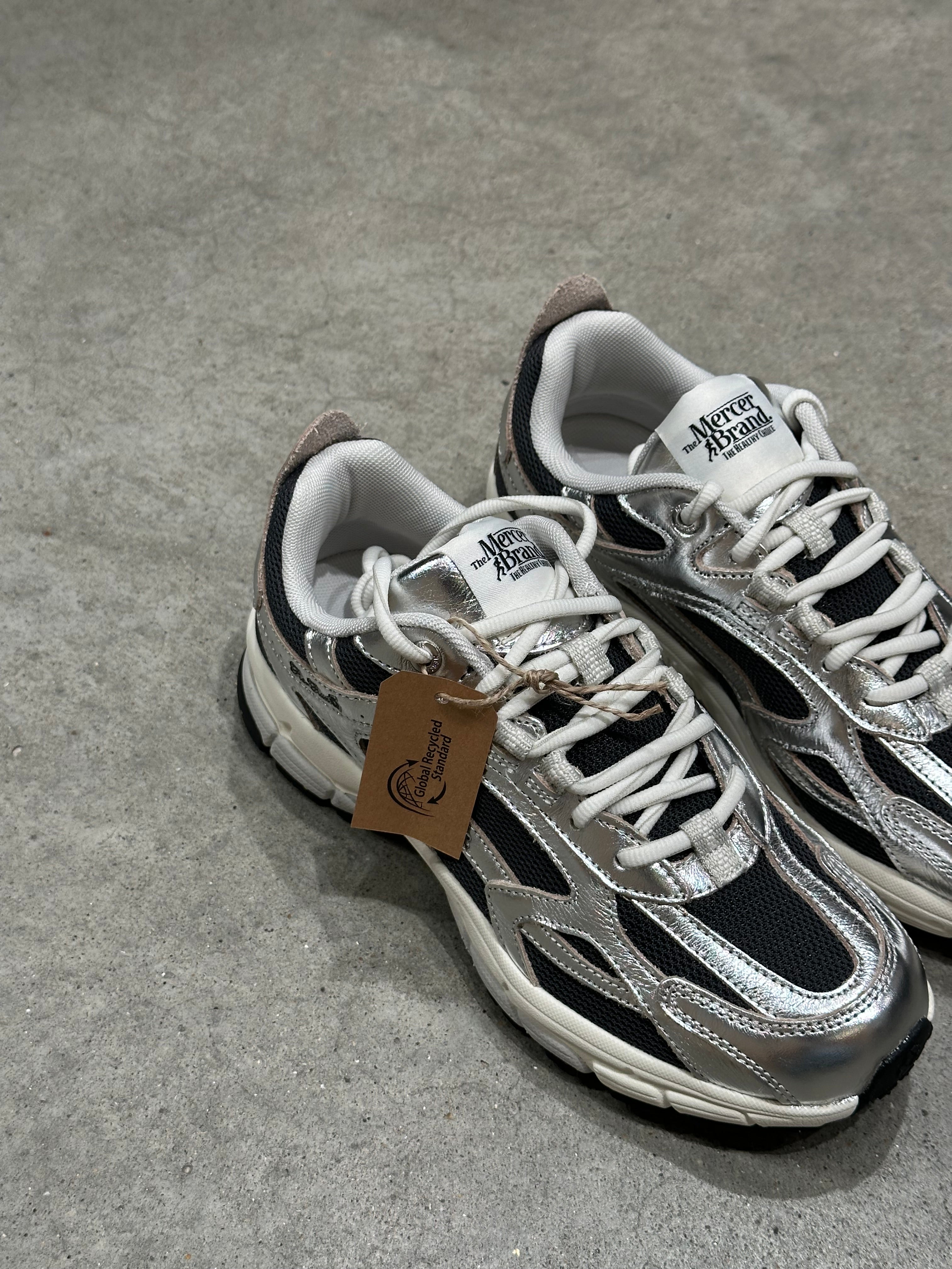 Sneakers Mercer The Re-Run Pineapple