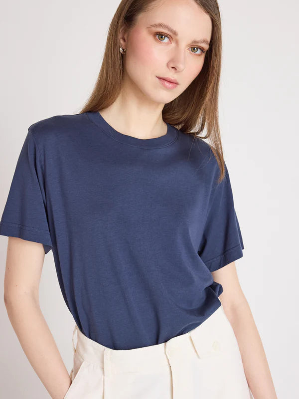 T-shirt Absolut Cashmere Nina