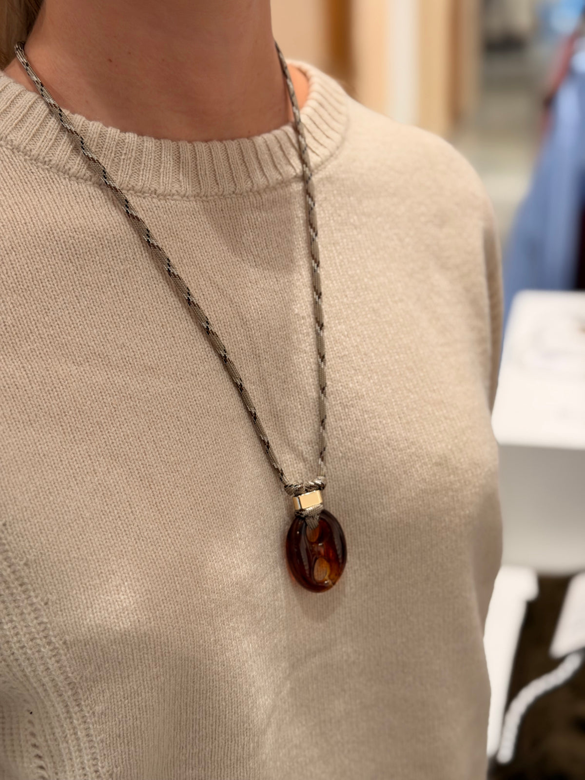 Halketting Nilu Bruin Beige