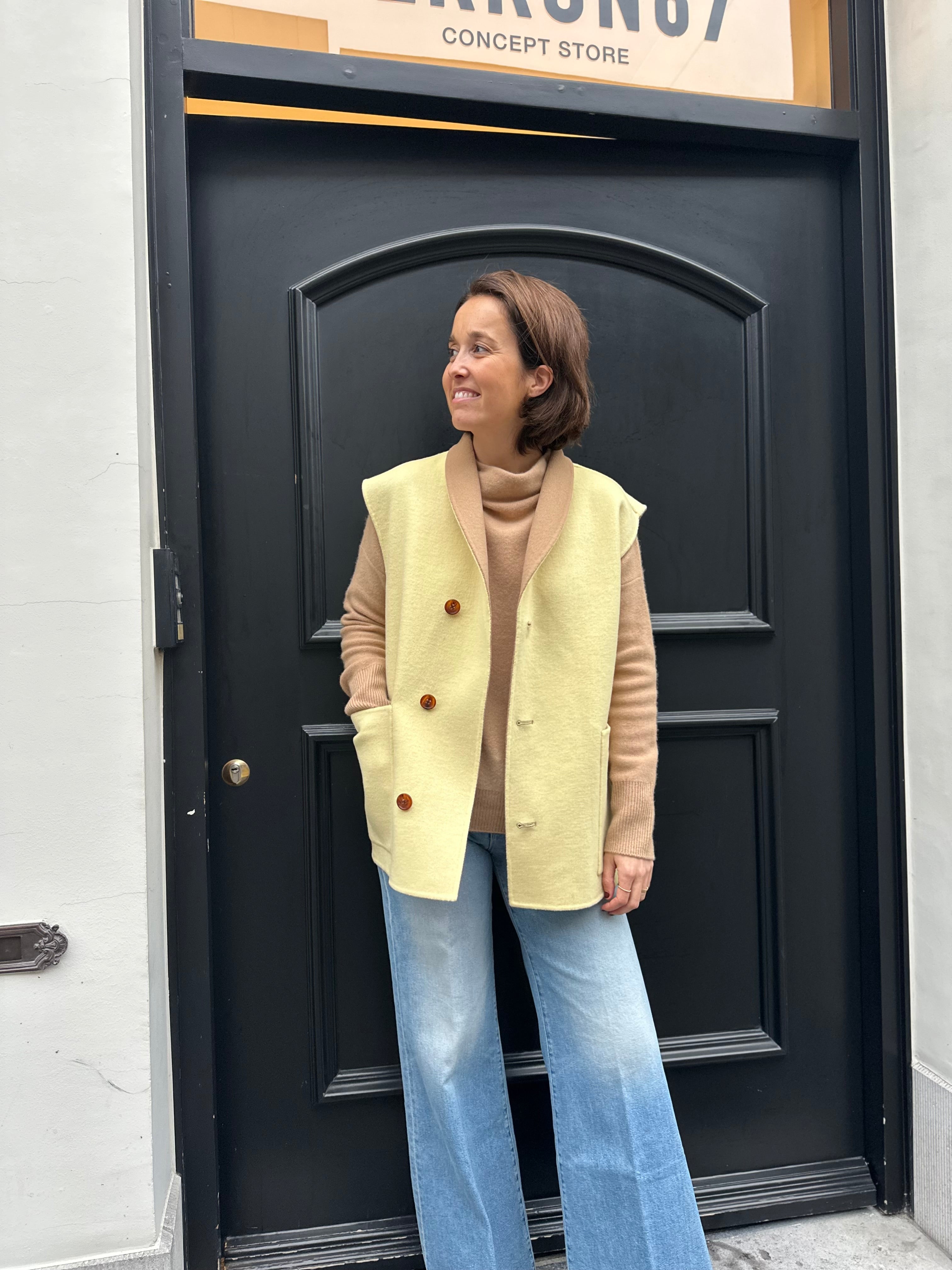 Mantel Alicia Audrey Lea