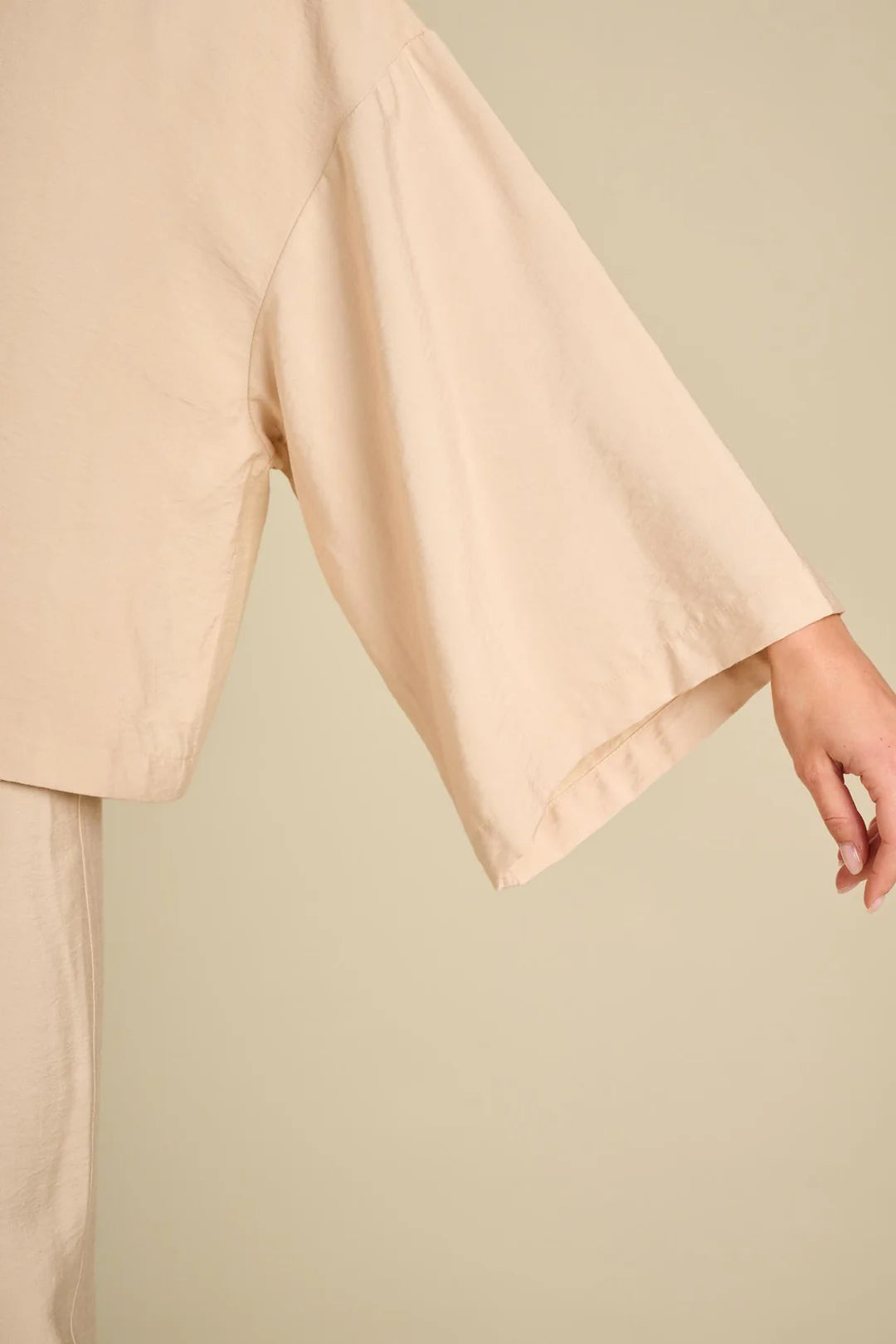 Blouse March23 Delicate