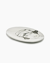 Afbeelding in Gallery-weergave laden, Bord La Mere Ovaal Tekening Marie L37,5 B27,5 H2 cm Off-White