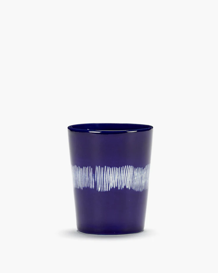 <transcy>Tea Cup Feast 33 Cl Lapis Lazuli Swirl-Stripes White</transcy>