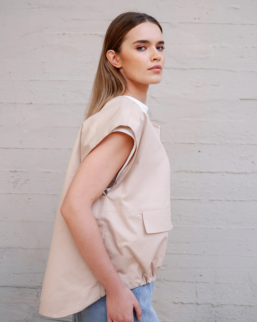 Vest March23 Eclipse