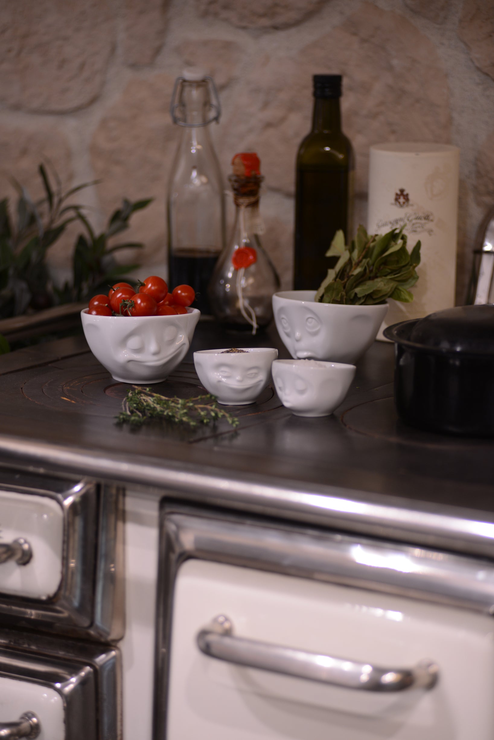 <transcy>Bowl Bowl Happy 500 ml</transcy>