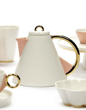 Afbeelding in Gallery-weergave laden, Theepot Desiree L L15,5 B14,4 H12 Wit Goud Roze