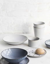 Afbeelding in Gallery-weergave laden, BEKER CYLINDER LAAG D7,5 H5 WIT