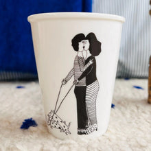 Afbeelding in Gallery-weergave laden, Beker Helen B Horny Dogs