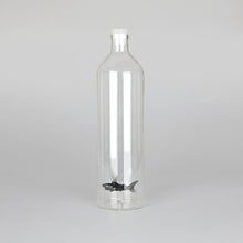Afbeelding in Gallery-weergave laden, Fles Karaf Atlantis Haai 1,2l