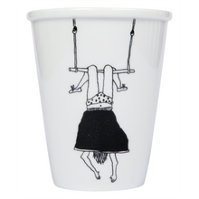 Afbeelding in Gallery-weergave laden, Beker Helen B Trapeze Girl