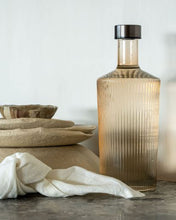 Afbeelding in Gallery-weergave laden, Karaf Paveau met Draaidop Bells