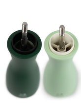 Afbeelding in Gallery-weergave laden, Pepermolen Peugeot Tahiti Duo Set Zout &amp; Peper 15 cm Mos + Munt