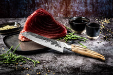 Afbeelding in Gallery-weergave laden, Mes Forged Katai Santoku 18 cm