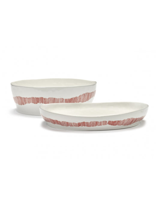 <transcy>Serving bowl Feast M L36 X W36 H6 cm White Swirl-Stripes Red</transcy>