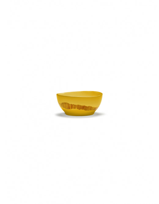 <transcy>Bowl Feast S L16 X W16 X H7.5 cm Sunny Yellow Swirl-Stripes Red</transcy>