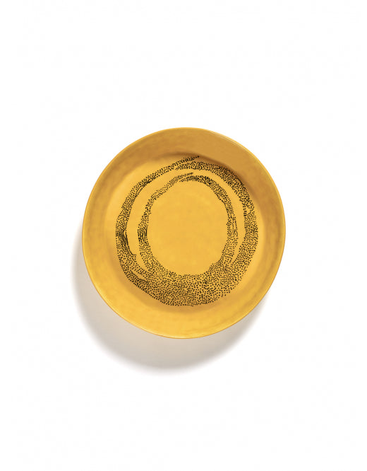 <transcy>Serving bowl Feast S L30 X W29.5 H6 cm Sunny Yellow Swirl-Dots Black</transcy>