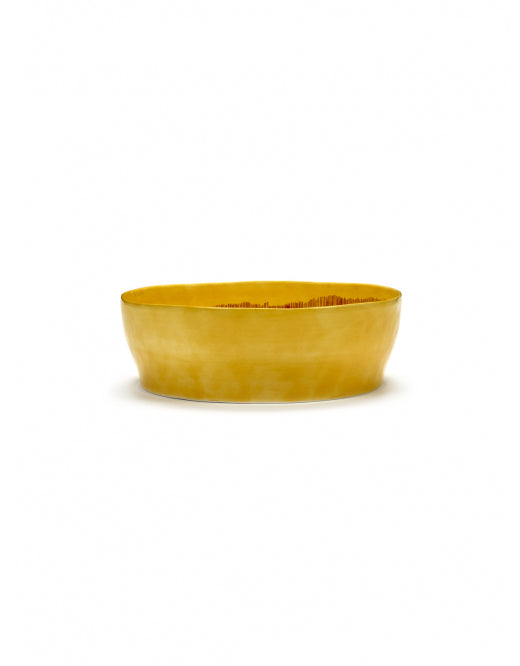 <transcy>Salad Bowl Feast L28.5 X W28.5 H9.5 Cm Sunny Yellow Swirl-Stripes Red</transcy>