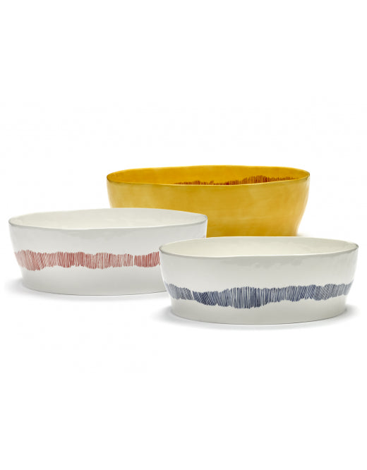 <transcy>Salad bowl Feast L28.5 X W28.5 H9.5 cm White Swirl-Stripes Red</transcy>