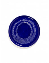 Afbeelding in Gallery-weergave laden, Serveerbord Feast D35 X H2 Cm Lapis Lazuli Swirl-Dots Wit