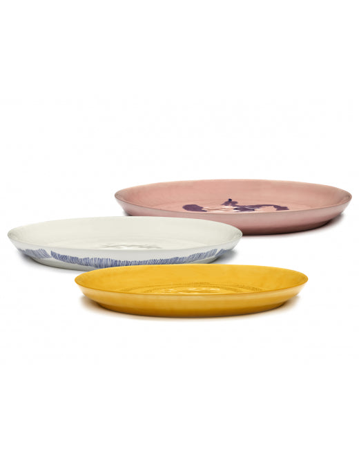 <transcy>Serving dish Feast S L35 X W35 H4 Cm Delicious Pink Paprika Blue</transcy>