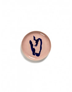 Bord Feast M D22,5 X H2 Cm Delicious Pink Paprika Blauw