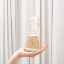 Afbeelding in Gallery-weergave laden, Lamp Humble One Wood (meerdere kleuren)