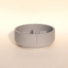 Afbeelding in Gallery-weergave laden, Kom Pino Slow Feeder Medium Dolphin Grey