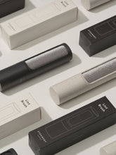 Afbeelding in Gallery-weergave laden, Steamery Lint Brush (meerdere kleuren)